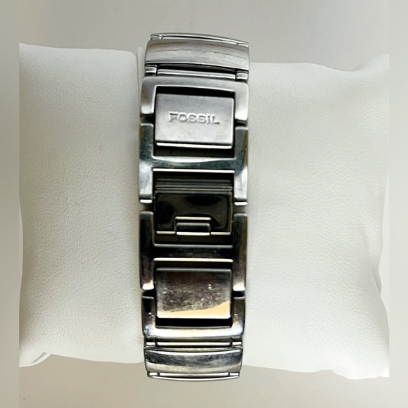 Silver, diamonds Fossil beautiful watch.